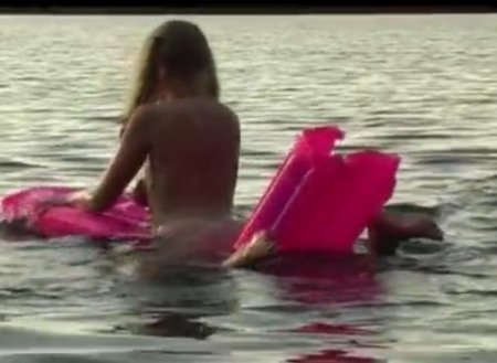 Летняя русская секс романтика деревенских девушек на природе