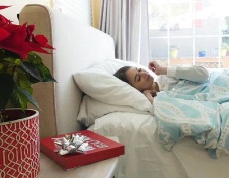 Лучшее рождественское утро Райли полное сексуального удовольствия Лучшее рождественское утро Райли полное сексуального удовольствия