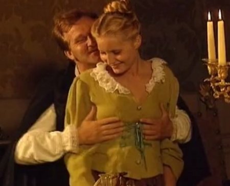 Скромная служанка - раба стыда и позора (классное ретро порно кино)