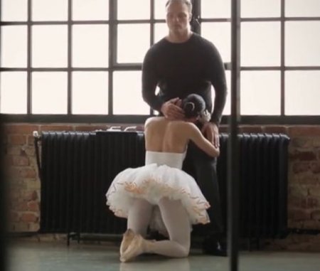 Эскортницы вечером, днём танцовщицы балета - порно молодых балерин