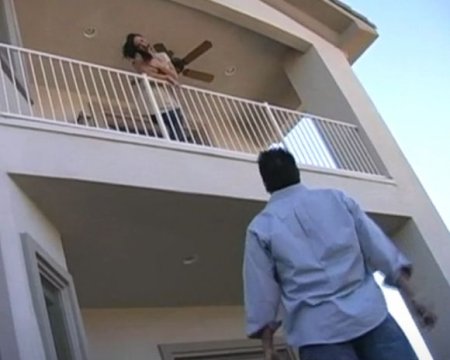 Неверная жена спровадила мужа на работу, а сама любовника привела